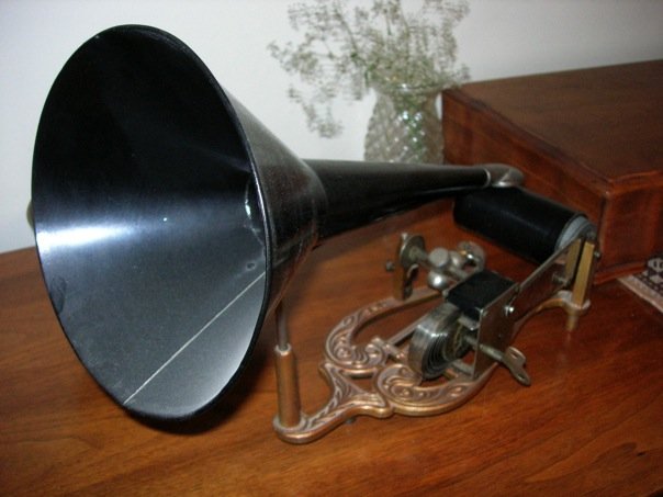 1929315_8215722316_8152_n