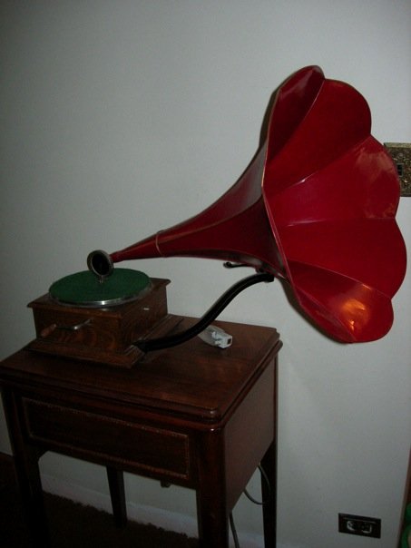 1929315_8215782316_6527_n